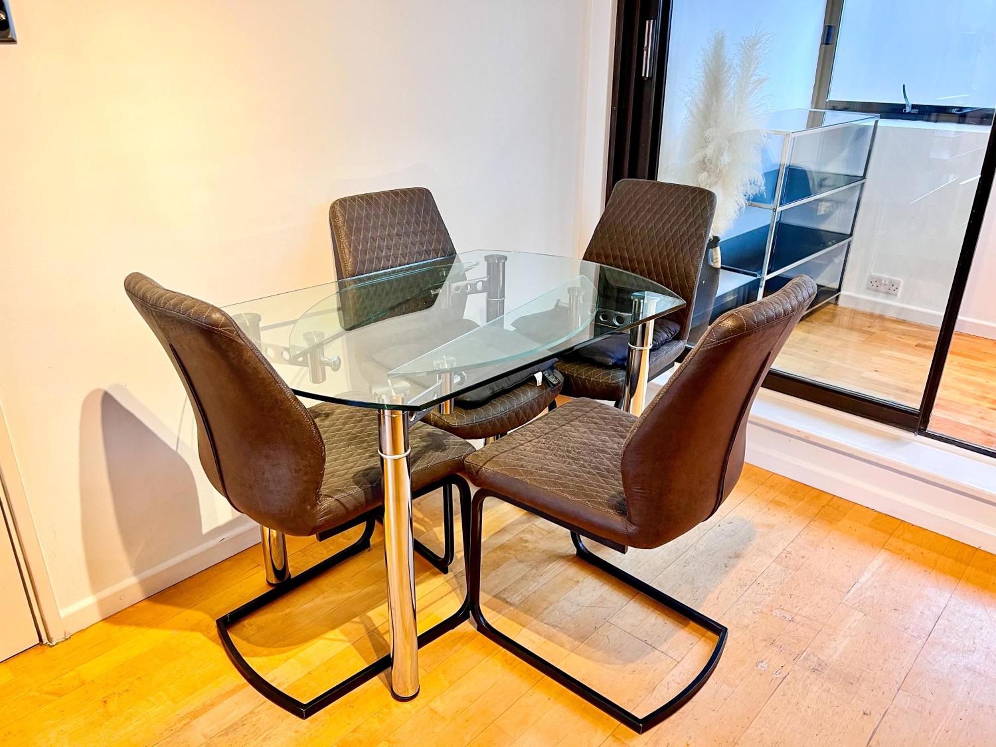 Great River Thames View Entire Apartment In The Most Central Лондон Екстер'єр фото